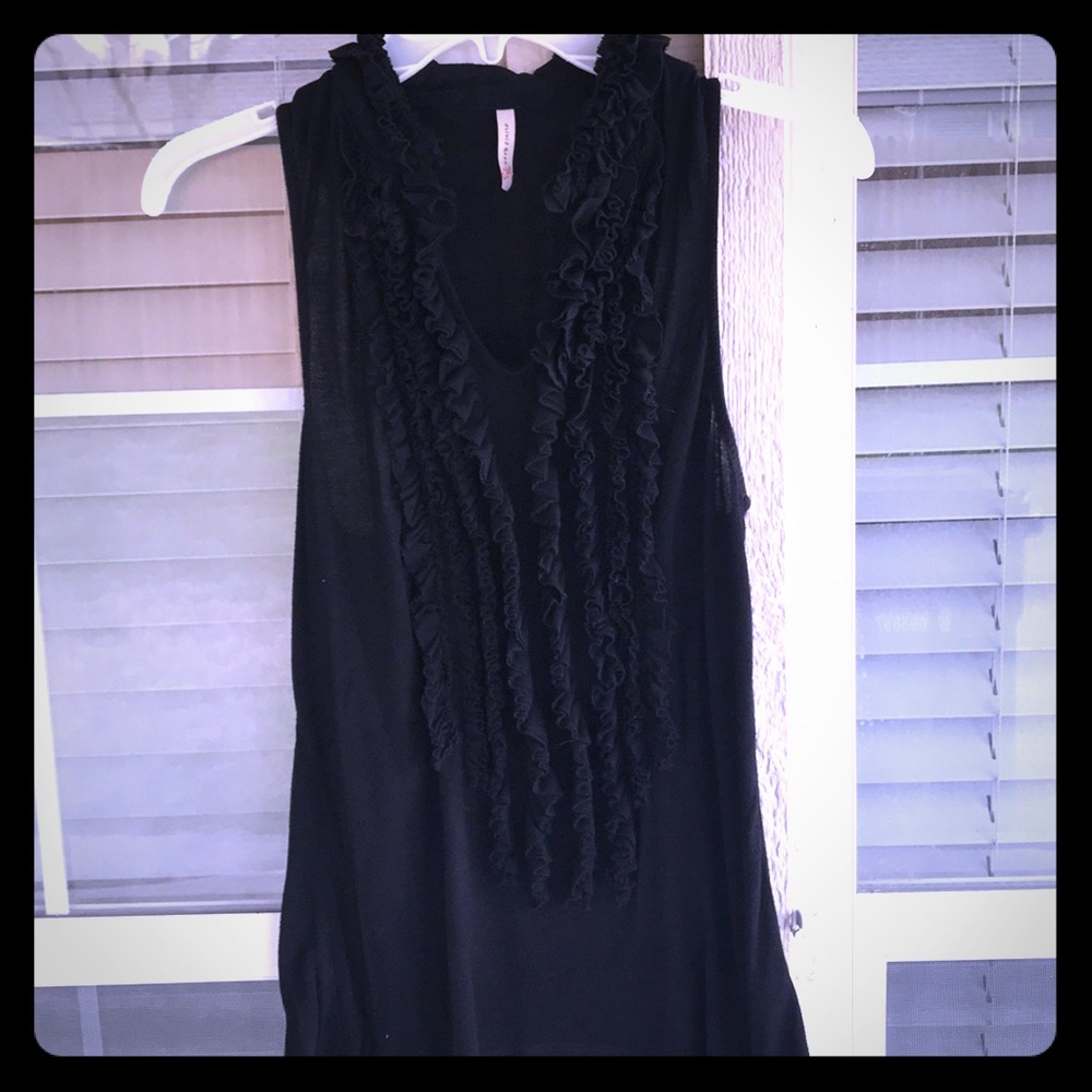 Darling Black Sleeveless Blouse!